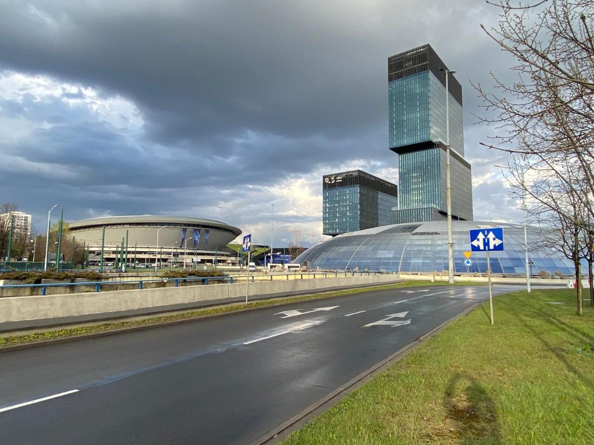 Aparthotel Superjednostka Katowice Bagian luar foto