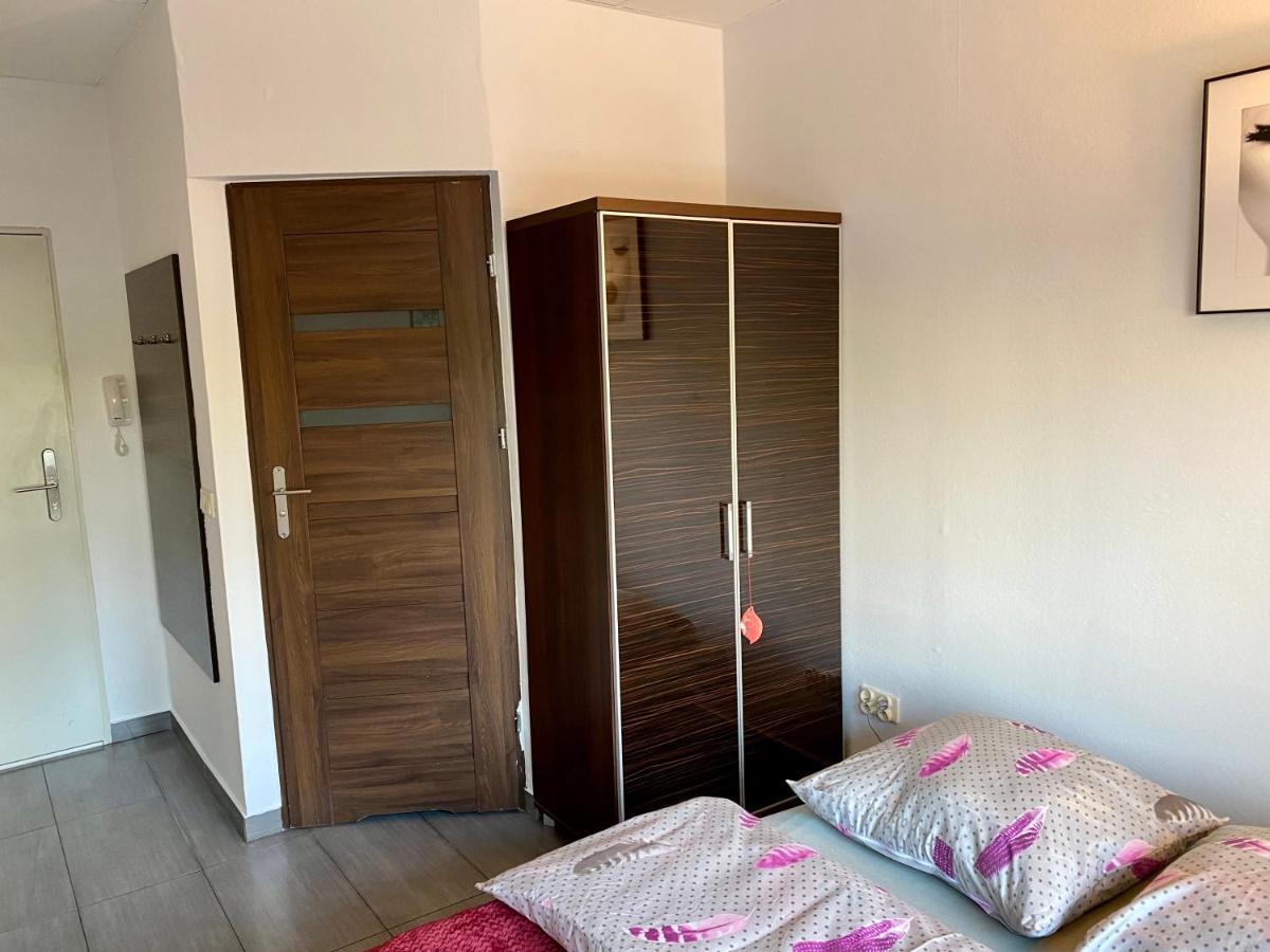 Aparthotel Superjednostka Katowice Bagian luar foto