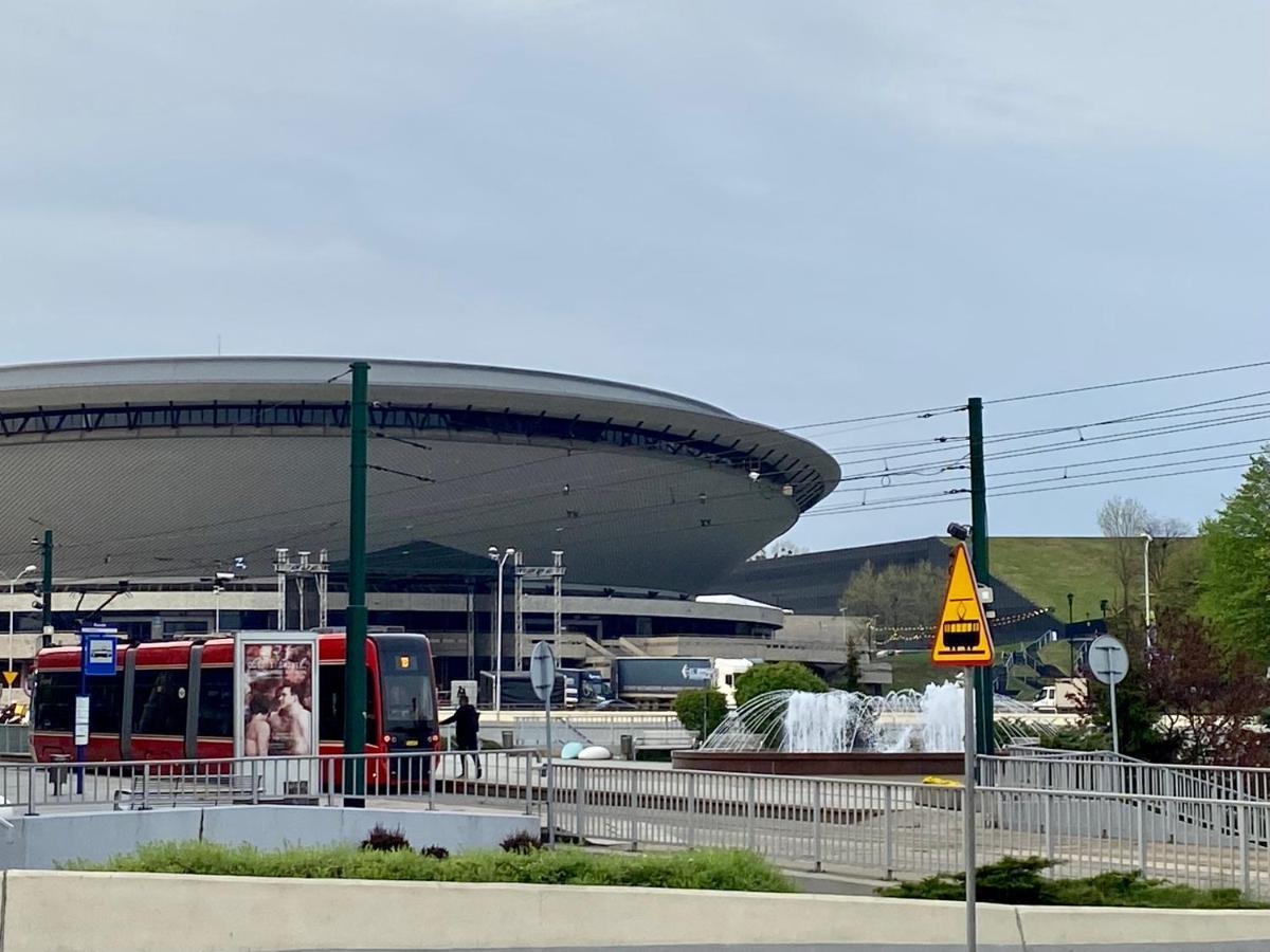Aparthotel Superjednostka Katowice Bagian luar foto