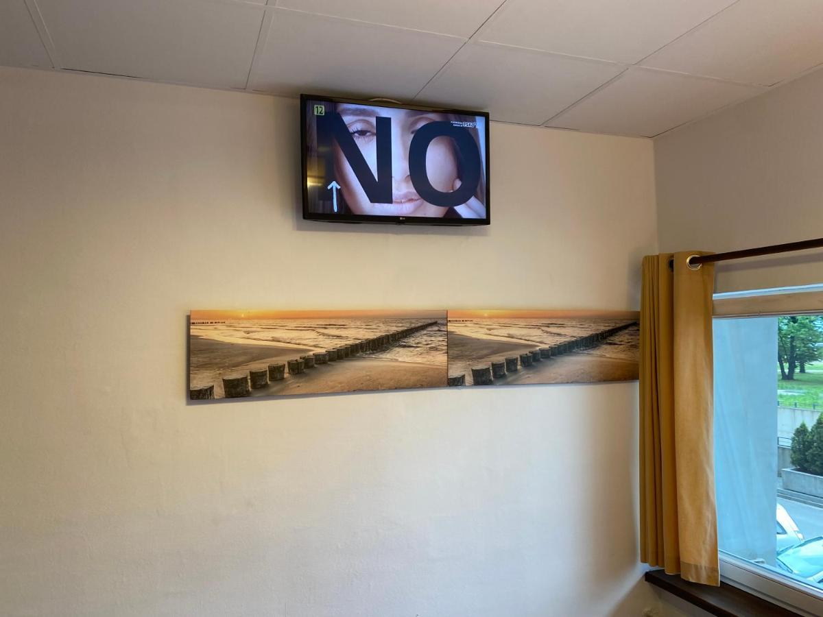 Aparthotel Superjednostka Katowice Bagian luar foto