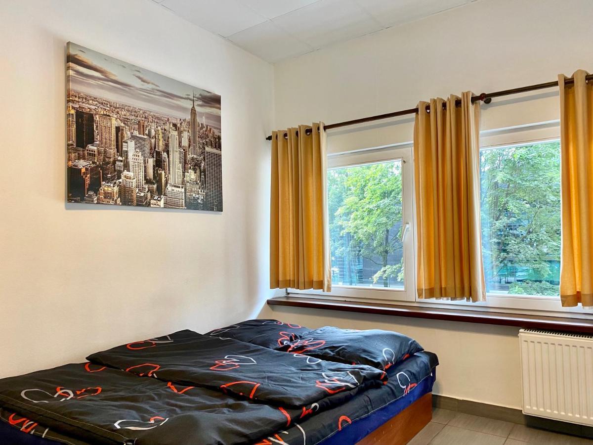 Aparthotel Superjednostka Katowice Bagian luar foto